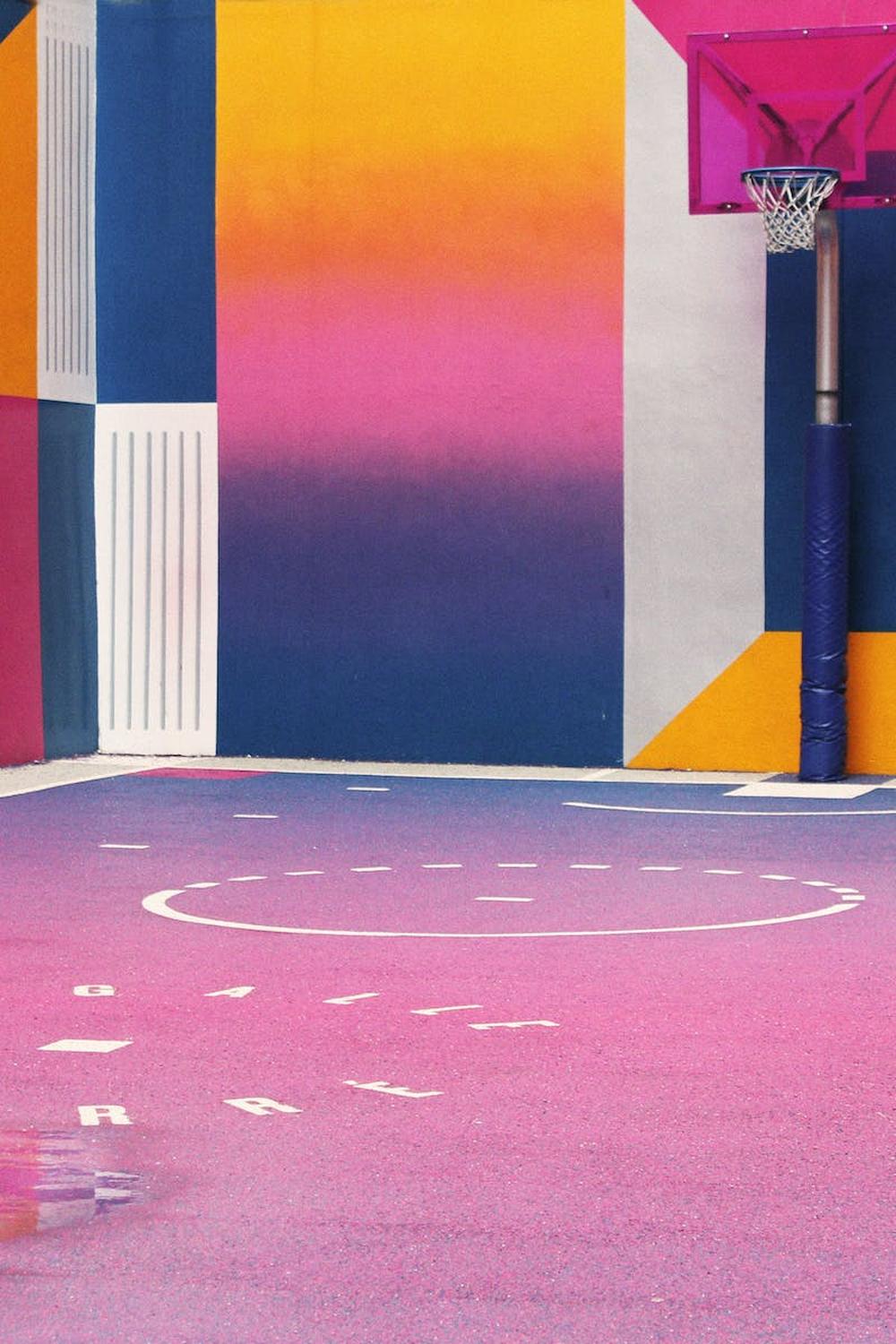 photo_of_multi_colored_basketball_court